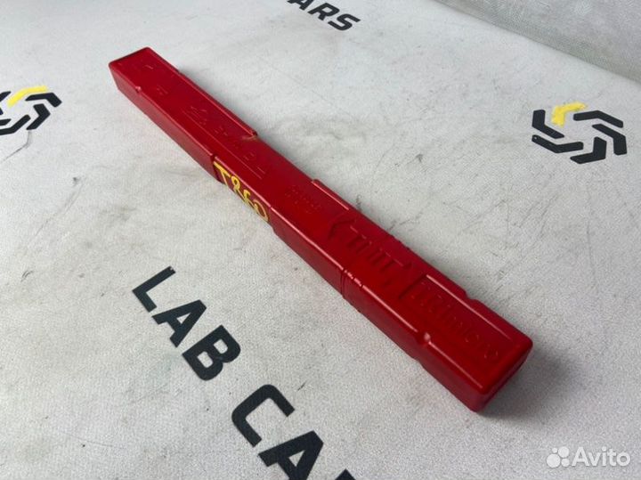 Знак аварийной остановки Audi A5 8T cala 3.2 FSI