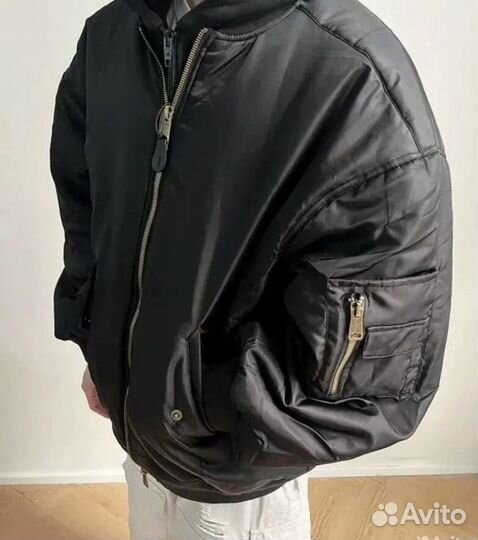 Бомбер balenciaga type y2k oversize