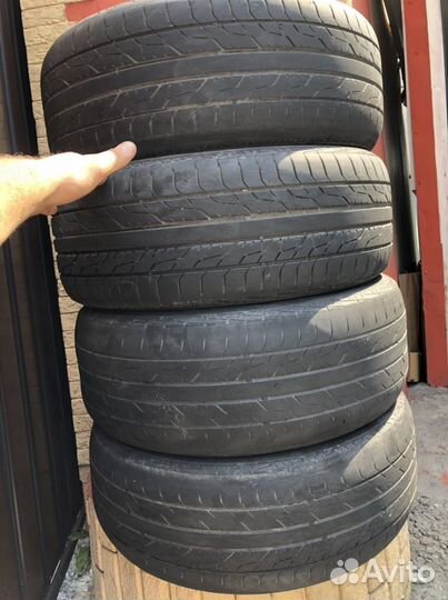 Toyo DRB 225/55 R17