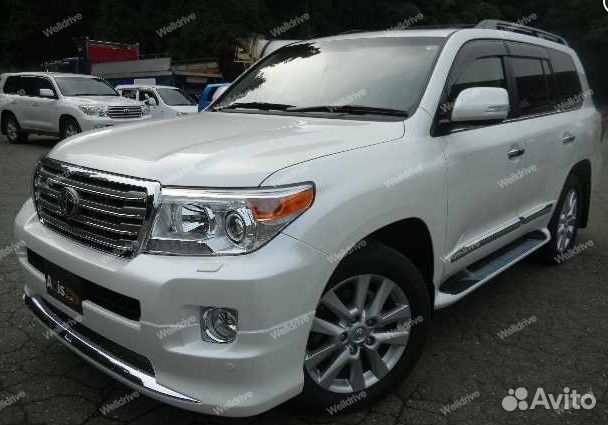 Губа передняя Modellista Toyota LC 200 12-15 белая