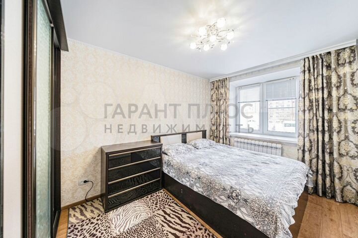 2-к. квартира, 55 м², 3/14 эт.