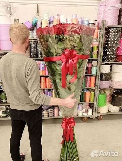 Метровые розы Доставка цветов