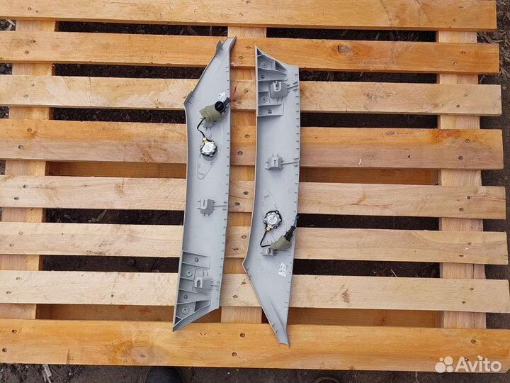 Обшивки стойки лобового стекла Skoda Fabia 2