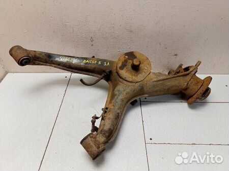 Рычаг задний левый 90576515