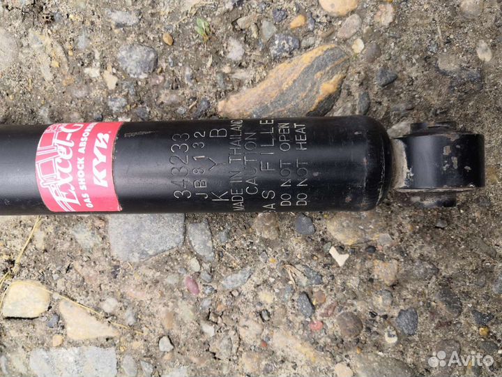 Амортизаторы задние kyb 343233 jb8132 рено