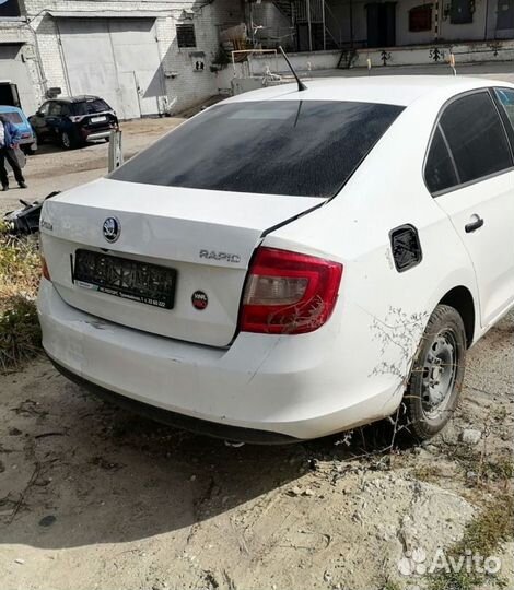 Шкода Рапид 1.2 МКПП по частям 2015 год. Разбор