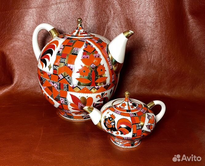 Фарфор лфз живописный Чайники декоративные