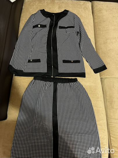Костюм юбка