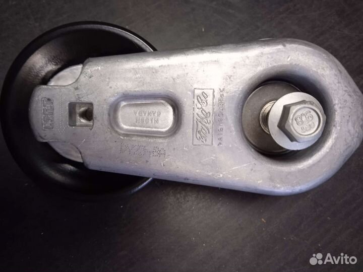 Натяжитель приводного ремня Land Rover 2,7-3, 0 D