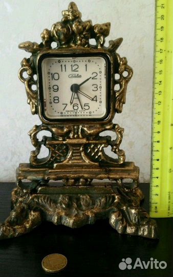 Часы латунные кварцевые Слава СССР