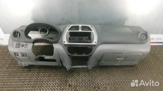 Панель приборов (торпедо) toyota RAV 4 ZCA2 (DBR12