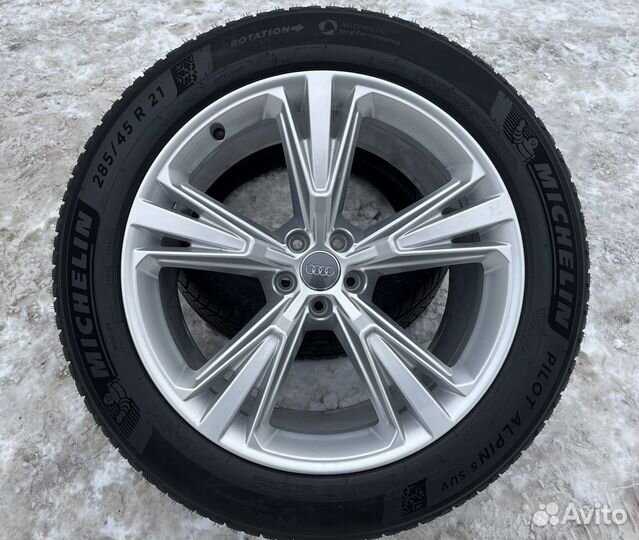 Новые колеса зима Audi Q8 R21 оригинал