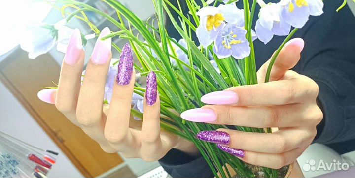 Начинающий мастер маникюра