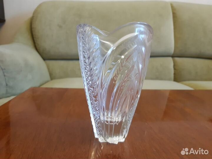 Ваза хрустальная