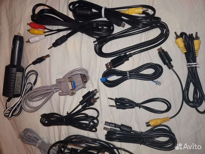 Кабель-переходник S-video (7-pin) - RCA (тюльпан)