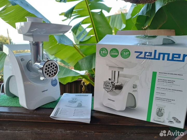 Мясорубка электрическая новая