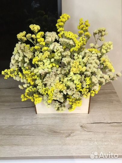 Букет композиция из статицы сухоцвета