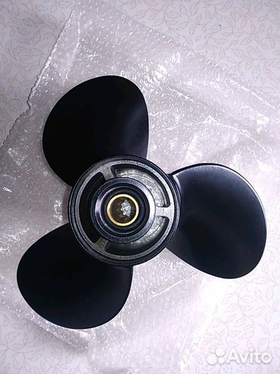 Винт на лодочный мотор Сузуки Дт 30