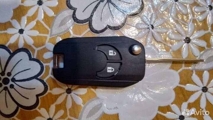 Ключ выкидной к Nissan