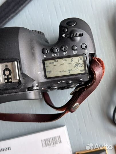 Canon EOS 6D Mark II Body идеал