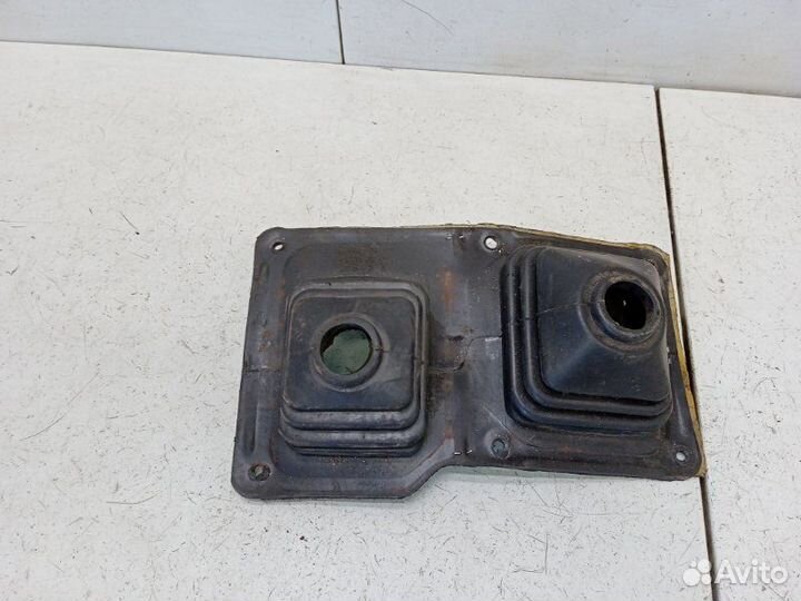 Чехол кулисы Kia Sportage 1 2.0 1999