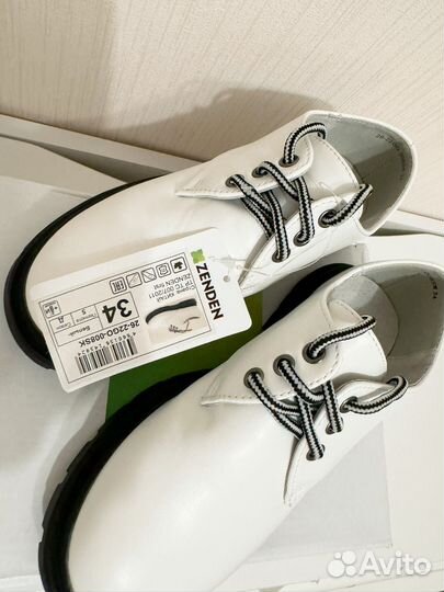 Полуботинки для девочки 34 размер новые