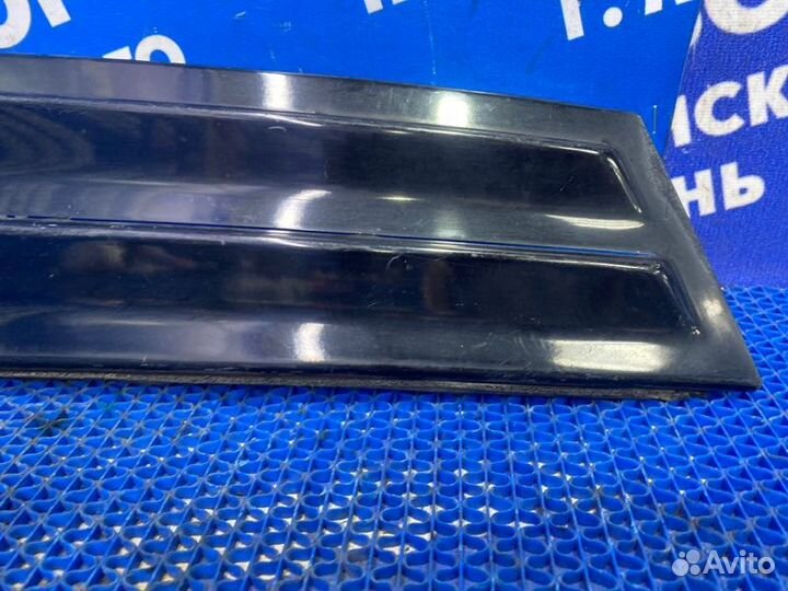Накладка на крыло Jeep Grand Cherokee 1995
