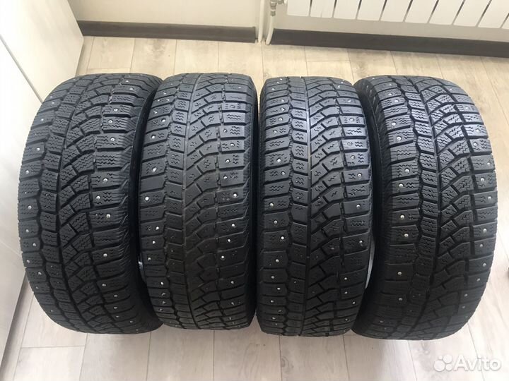 Viatti Brina Nordico V-522 195/50 R15 82T