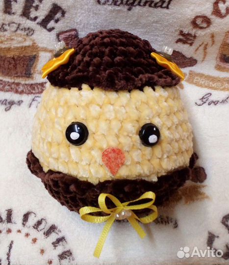 Цыплёнок в яйце