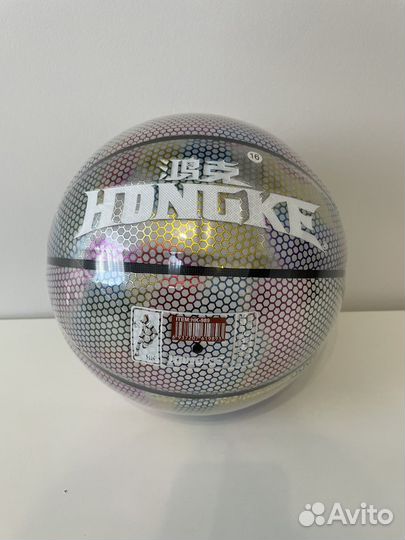 Рефлективный баскетбольный мяч