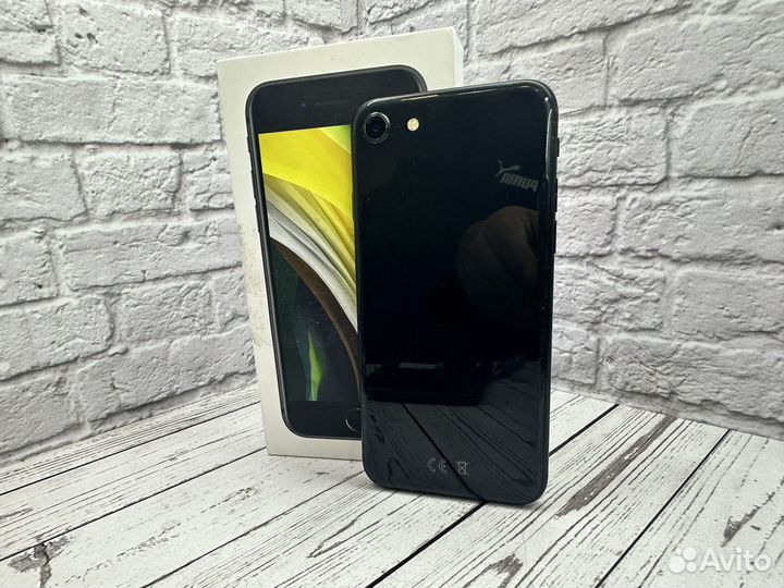 iPhone SE (2020), 64 ГБ