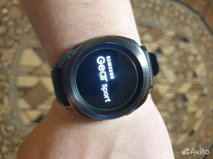 Часы Samsung gear sport