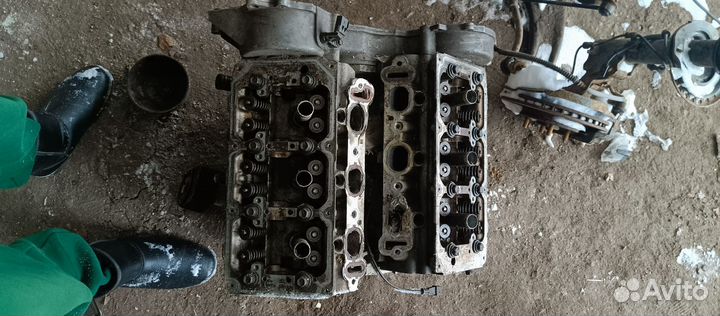 Двигатель egg по частям в разборе 300c