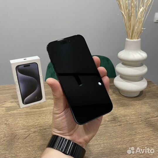 iPhone 15 Pro, 128 ГБ