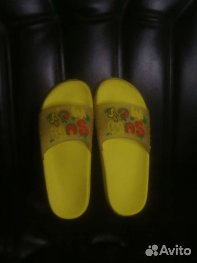 Шлепки для девочки