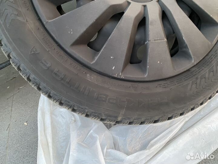 Продам комплект колес Nokian Hakkapeliitta 8