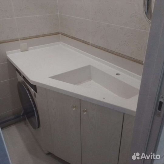 Столешница в ванную комнату