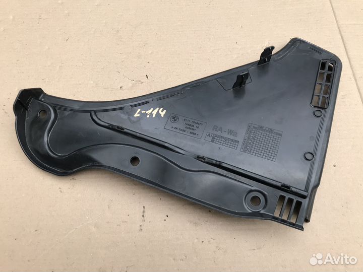 Водосток лобового стекла (жабо) BMW 550i F10 N63