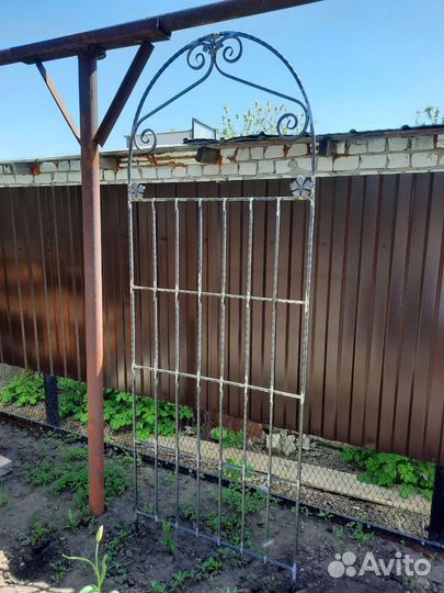 Опора для клематиса