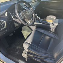 Lexus NX 2.0 CVT, 2015, 156 000 км, с пробегом, цена 2 300 000 руб.