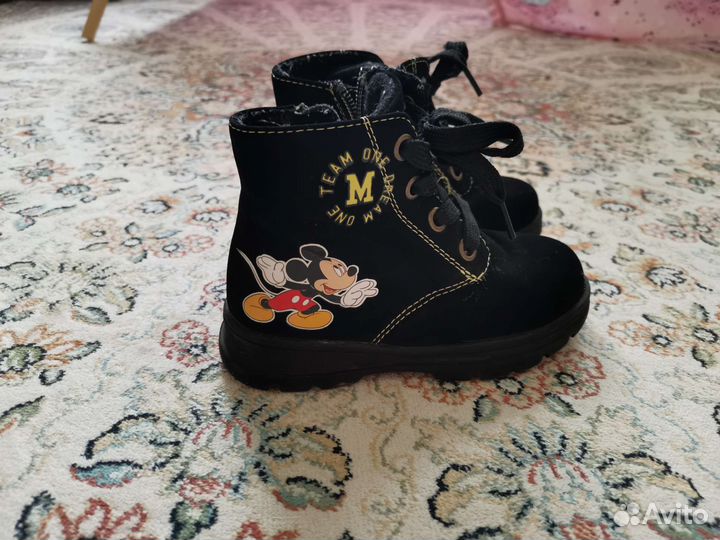 Ботинки на мальчика и девочку