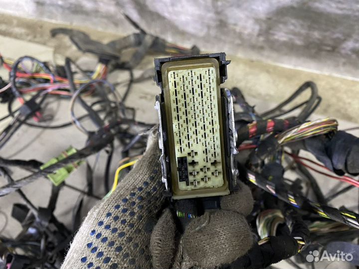 Проводка подкапотная Mercedes W140 S500