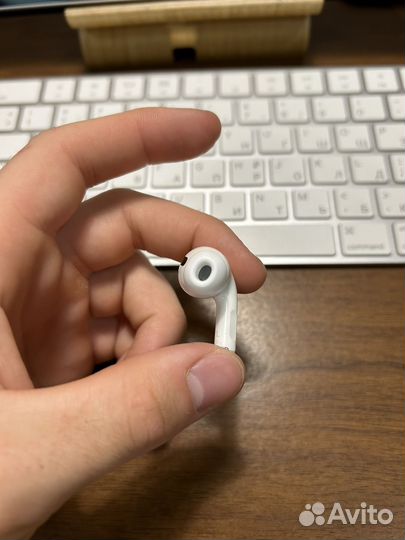 Наушник airpods pro левый