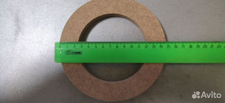 Акустические проставки в авто