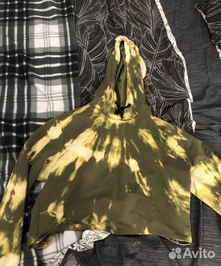 Кастомная толстовка короткая женская