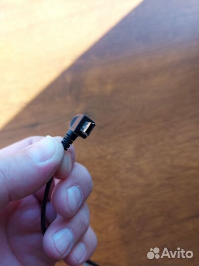 Гарнитура моторола mini-USB б/у