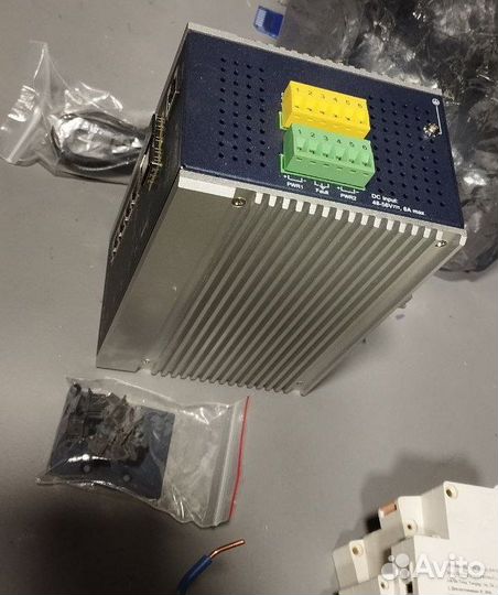 Промышленный управляемый (L2+) коммутатор (свитч)