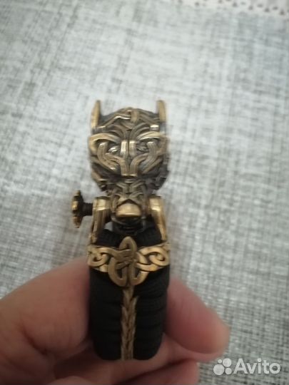 Мужской браслет из паракорда 