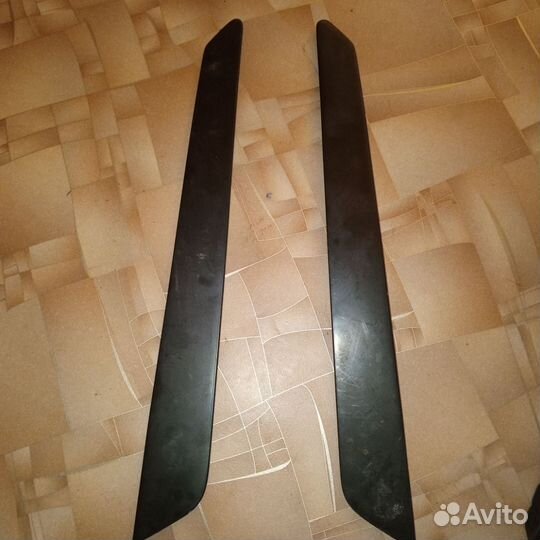 Накладки задних стоек bmw е28