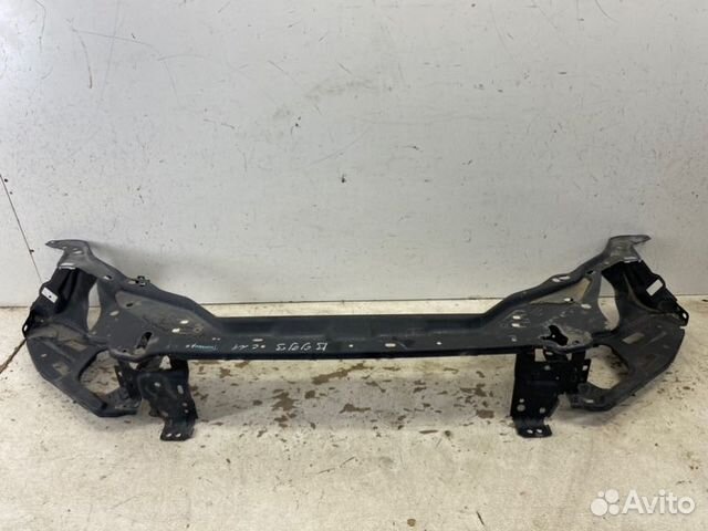 Панель передняя (телевизор) передний Volvo Xc60